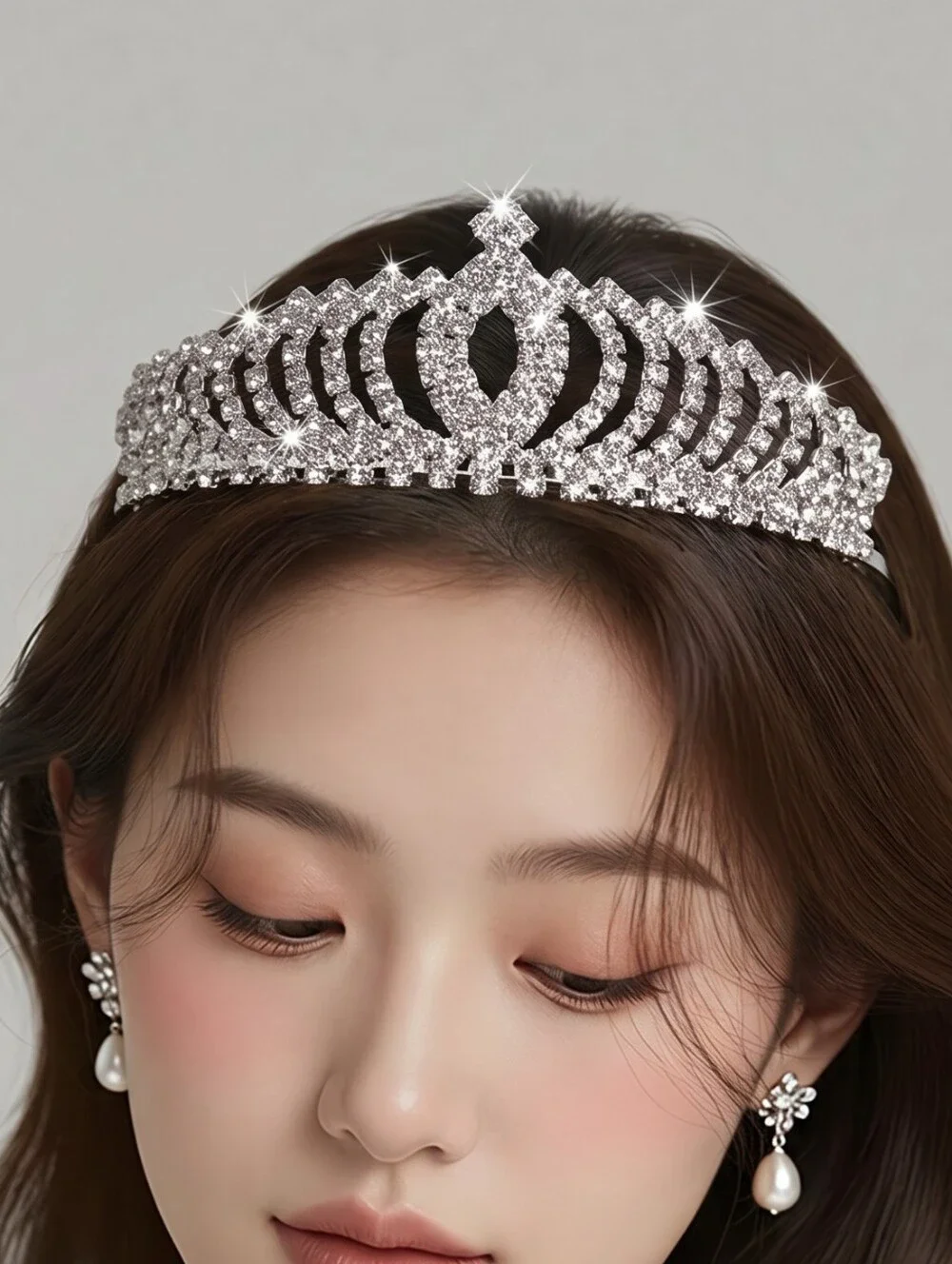 Silver Rhinestone Princess Tiara Crown Bridal Pageant Quinceañera Sweet 16 Party